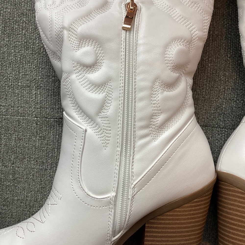 BERNESS Metallic Quilted Cowboy Boot (Women) 8.5M - Picture 12 of 14